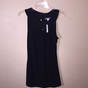 White House black market keyhole top with tags